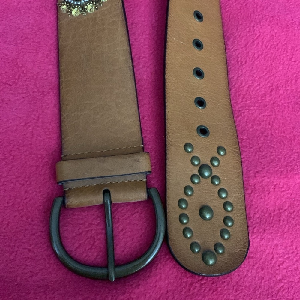 Chico’s Learher Beads Studs Belt - Picture 5 of 10